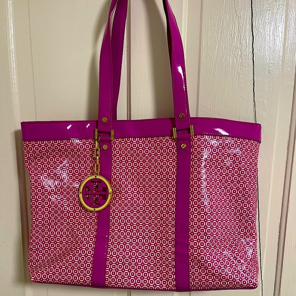 Tory Burch Handbags - Large Tory Burch bag